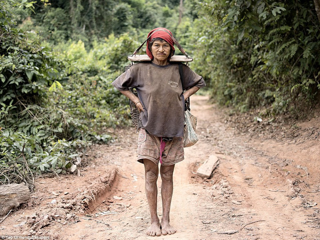 Ảnh chụp ở một ngôi làng hẻo lánh tại Luang Namtha, Lào.
